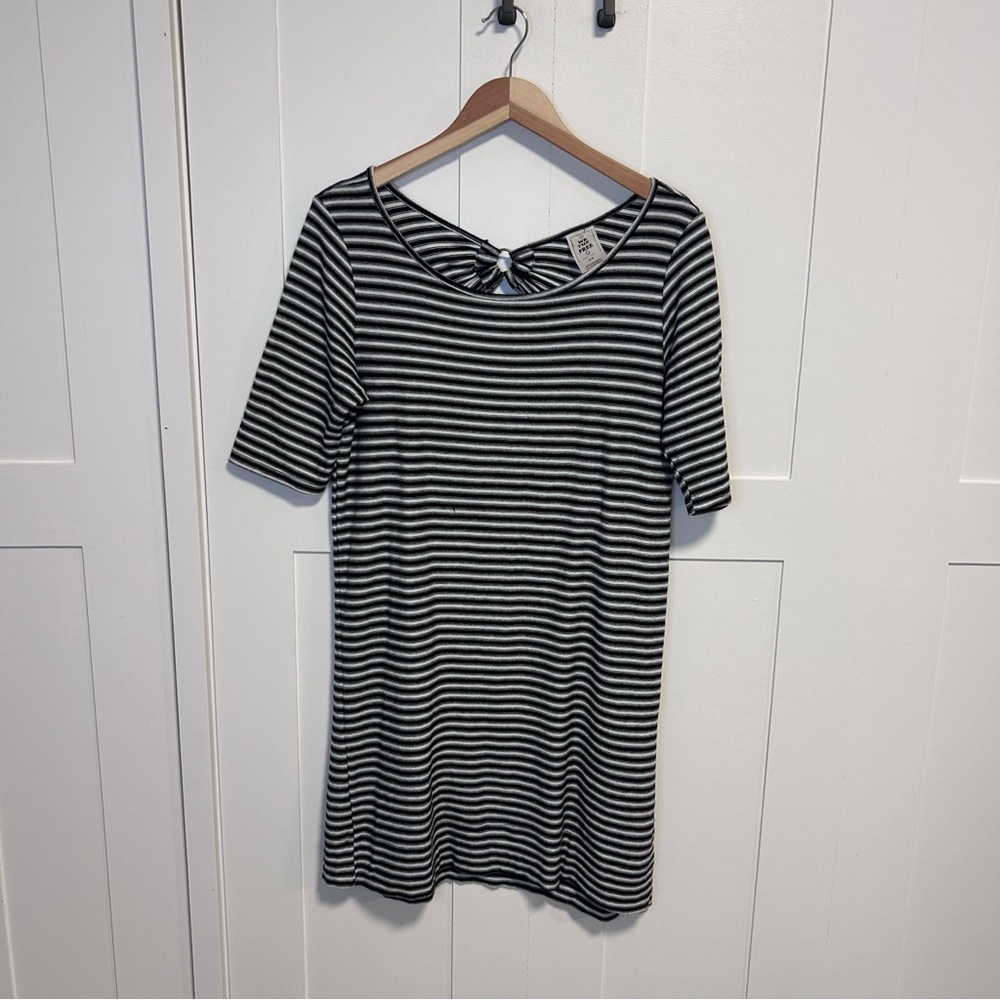 Free People We The Free Striped Keyhole Peekaboo Back Dress Size Medium